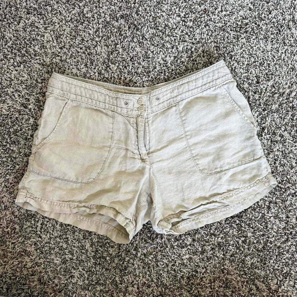 Tommy Bahama cream 100% linen shorts Size 10